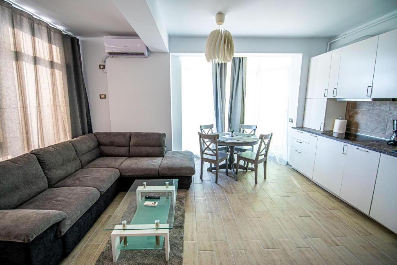 Apartament Katrina - Alezzi Beach - Sea View นาโวดาริ ภายนอก รูปภาพ